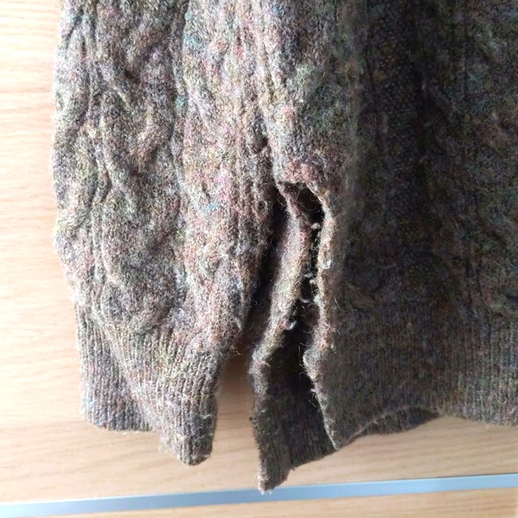 Banana Republic oversized sweater, size M - Picture 4 of 7